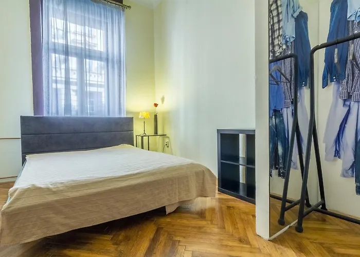 Bessara * Budapest